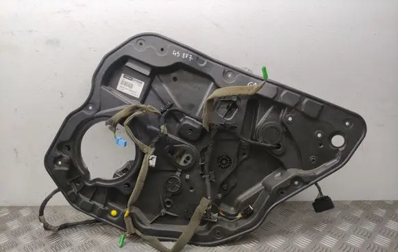 Volvo S80 Rear window lifting mechanism without motor
