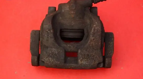 Front brake caliper