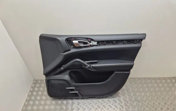 Porsche Cayenne (92A) Front door card panel trim 7P5867012D