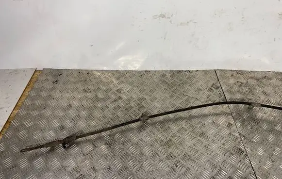 Handbrake/parking brake wiring cable