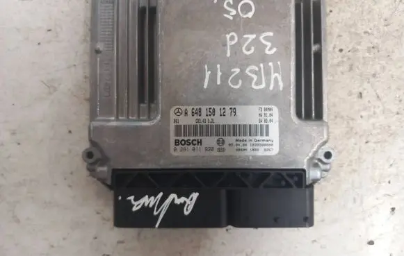 Mercedes-Benz E W211 Engine control unit/module 0281011920