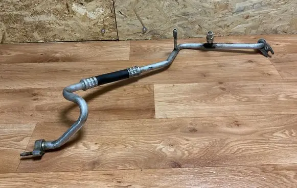 Ford Focus Air conditioning (A/C) pipe/hose