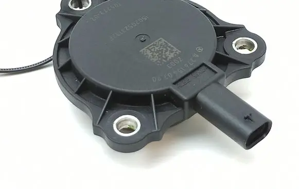 Mercedes-Benz CLA C117 X117 W117 Camshaft speed sensor A2761560790
