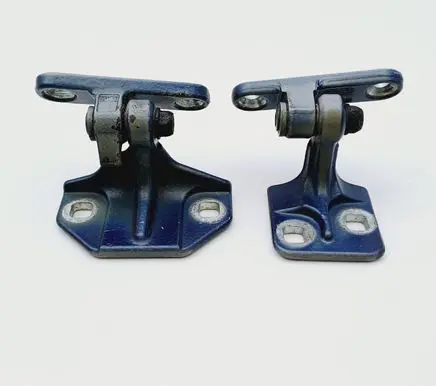 Mercedes-Benz A W168 Front door lower hinge 