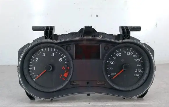 Renault Clio III Speedometer (instrument cluster) 8200820993C