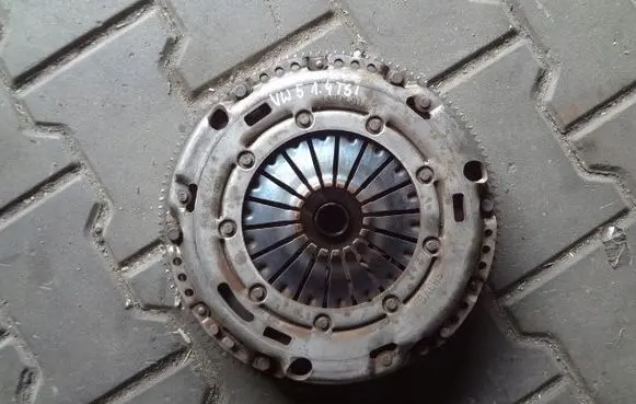 Volkswagen PASSAT B7 Clutch set kit 03C141025H