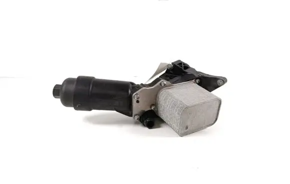 BMW M4 F82 F83 Oil filter mounting bracket 8513963