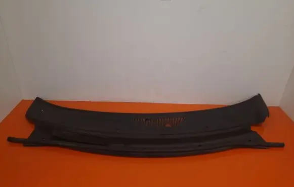 Ford Freestar Wiper trim 3F23-1602222