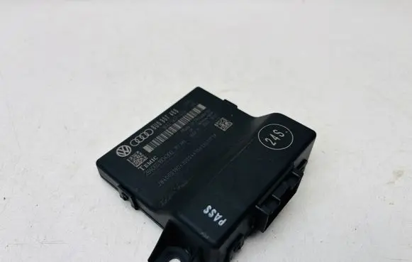 Audi A1 Gateway control module 8U0907468