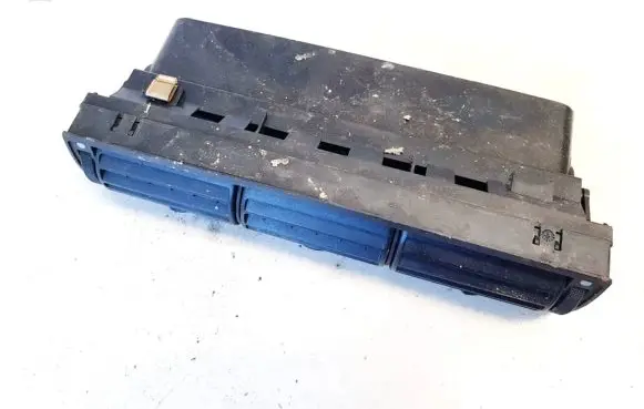 Audi A6 S6 C4 4A Dash center air vent grill 4a1820951