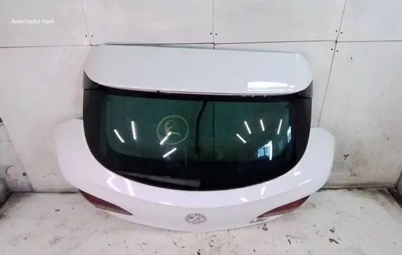 Opel Astra J Truck tailgate 