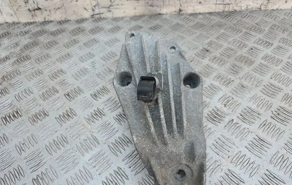 BMW 7 G11 G12 Engine mounting bracket 6861559 22116861559
