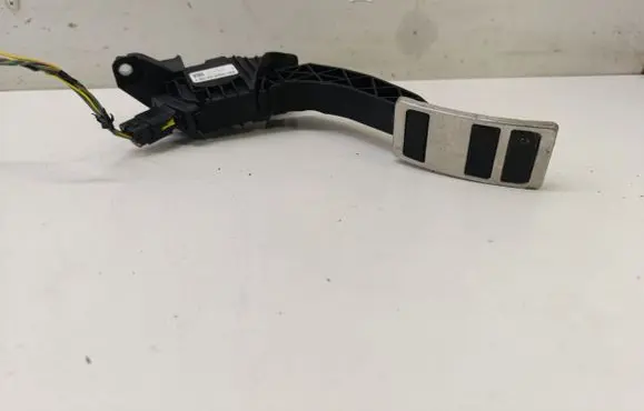 Ford Mustang Mach-E Accelerator throttle pedal LJ9C9F836CB