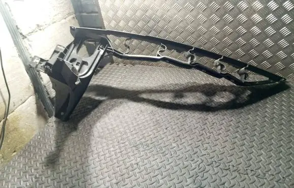 BMW X5M E70 Fender mounting bracket 51657157989 7157989