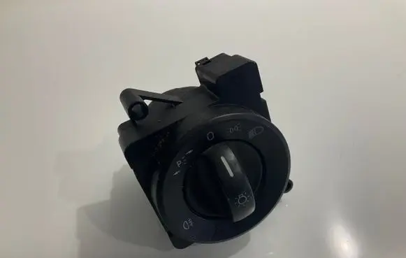 Mercedes-Benz Sprinter W906 Light switch A9065450504 ZGS002 1187457