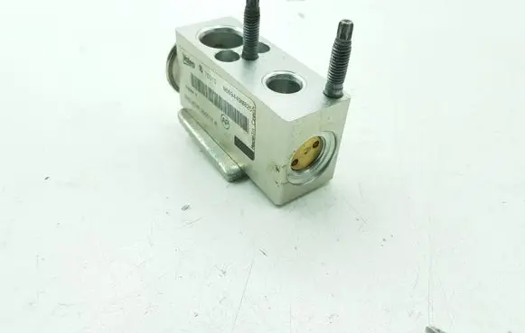 Air conditioning (A/C) expansion valve