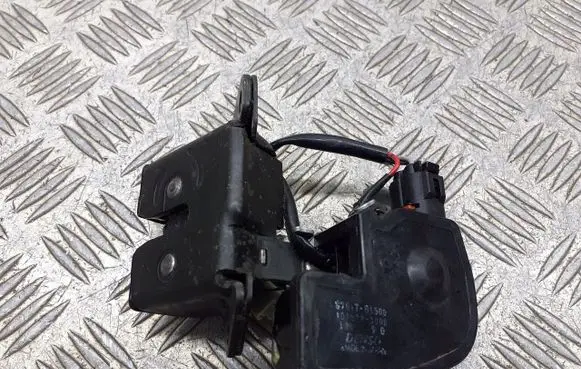 Toyota Corolla E120 E130 Engine bonnet/hood lock/latch loop/hook 101528-3000