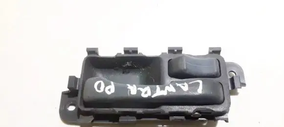 Hyundai Lantra II Front door interior handle