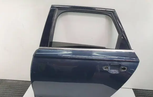 Audi A6 Allroad C7 Rear door 