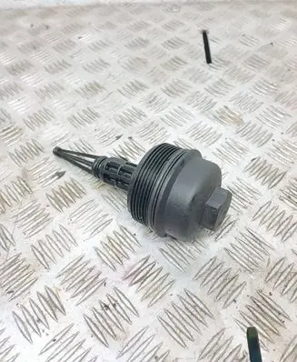Mercedes-Benz E W211 Oil filter cover 6740226139