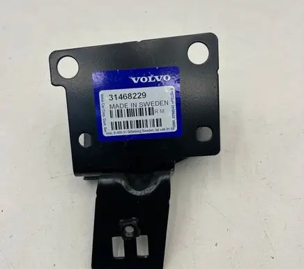 Volvo V60 Radiator mount bracket 31468229