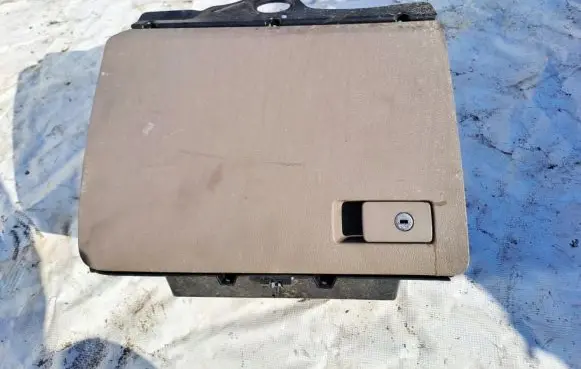 Volkswagen PASSAT B6 Glove box 3c1857114 p0108696