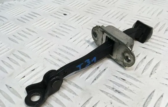 Nissan X-Trail T31 Front door check strap stopper
