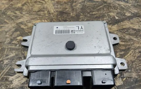 Nissan Tiida C11 Engine control unit/module MEC93200