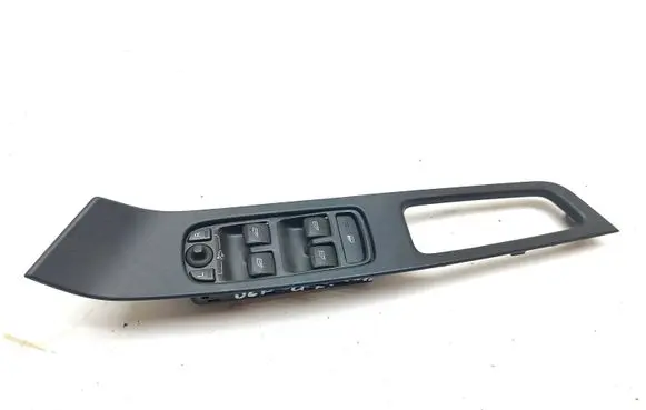 Volvo S60 Other engine bay part 31453266 15W405