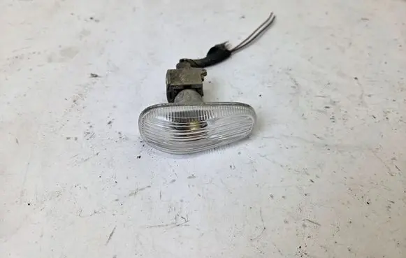 Saab 9-3 Ver2 Front fender indicator light 12777318