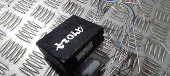 Toyota RAV 4 (XA20) Other control units/modules 8865042150
