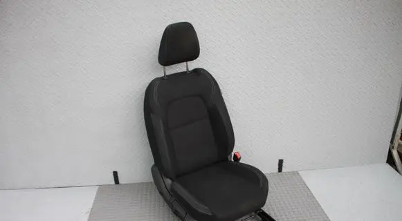 Nissan Qashqai J12 Front passenger seat FOTELPRAWYJ1221