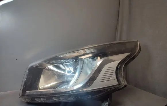 Renault Trafic III (X82) Headlight/headlamp 1EE01141021