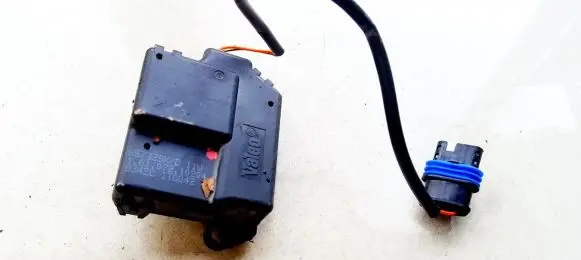 Renault Megane I Climate control unit 657339x 8342C