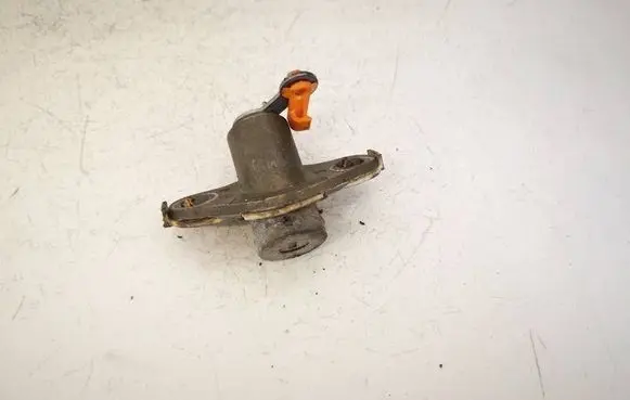 Toyota Avensis T250 Tailgate exterior lock