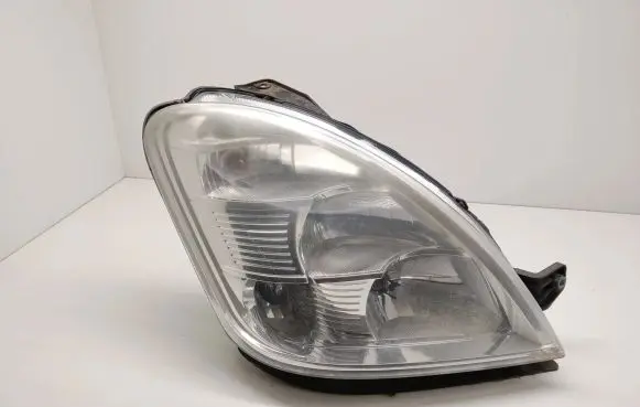 Iveco Daily 4th gen Headlight/headlamp