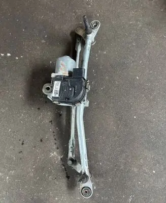 Alfa Romeo Giulia Front wiper linkage and motor 00505549830