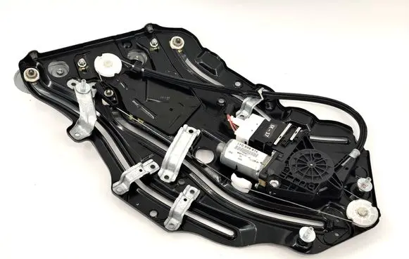 Volkswagen New Beetle Rear door window regulator motor 1Y0959812