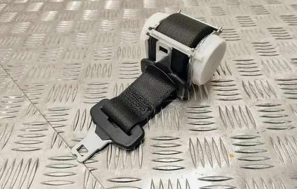 Opel Meriva B Middle seatbelt (rear) 34083026D