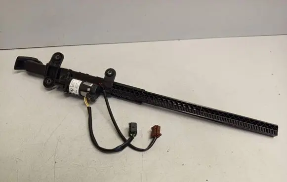 BMW 3 E92 E93 Seat belt height adjuster 192377 9165377