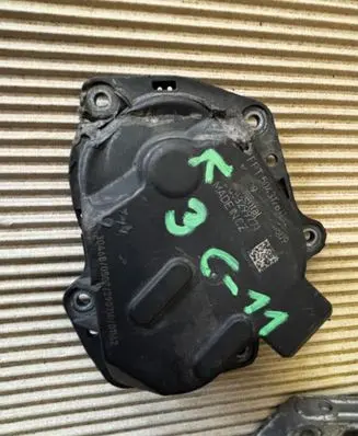 Iveco Daily 5th gen EGR valve 504317811 03299771