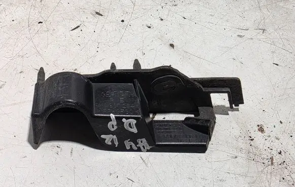 Audi A4 S4 B8 8K Front bumper mounting bracket 8K0807284H