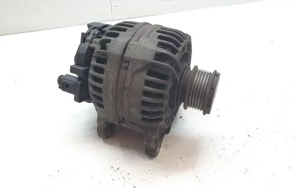 Volkswagen Golf V Generator/alternator 028903028E 0124515010 BR14M0W14