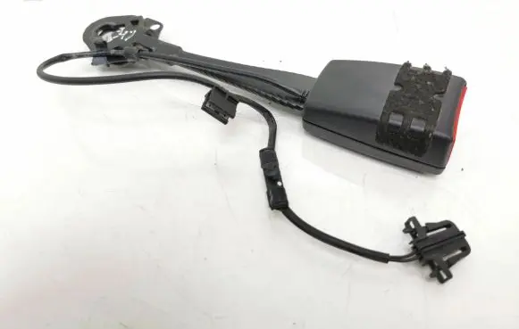 Audi A4 S4 B8 8K Front seatbelt buckle 8K0857755F