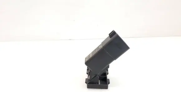 Volkswagen Caddy Glow plug pre-heat relay 038907281D 0522120504 6215247