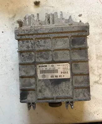 Volkswagen Sharan Engine control unit/module 028906021P 0281001251