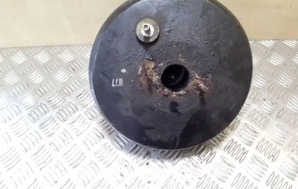 Toyota RAV 4 (XA20) Brake booster 13101014220