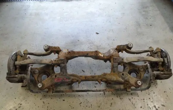 Opel Insignia A Rear axle beam 
