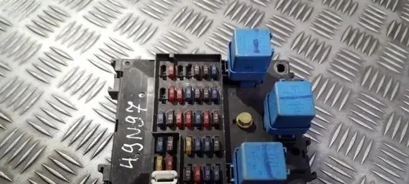 Nissan Primera Fuse box set