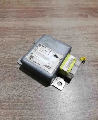 Nissan Primera Airbag control unit/module 0285001193 285569F105